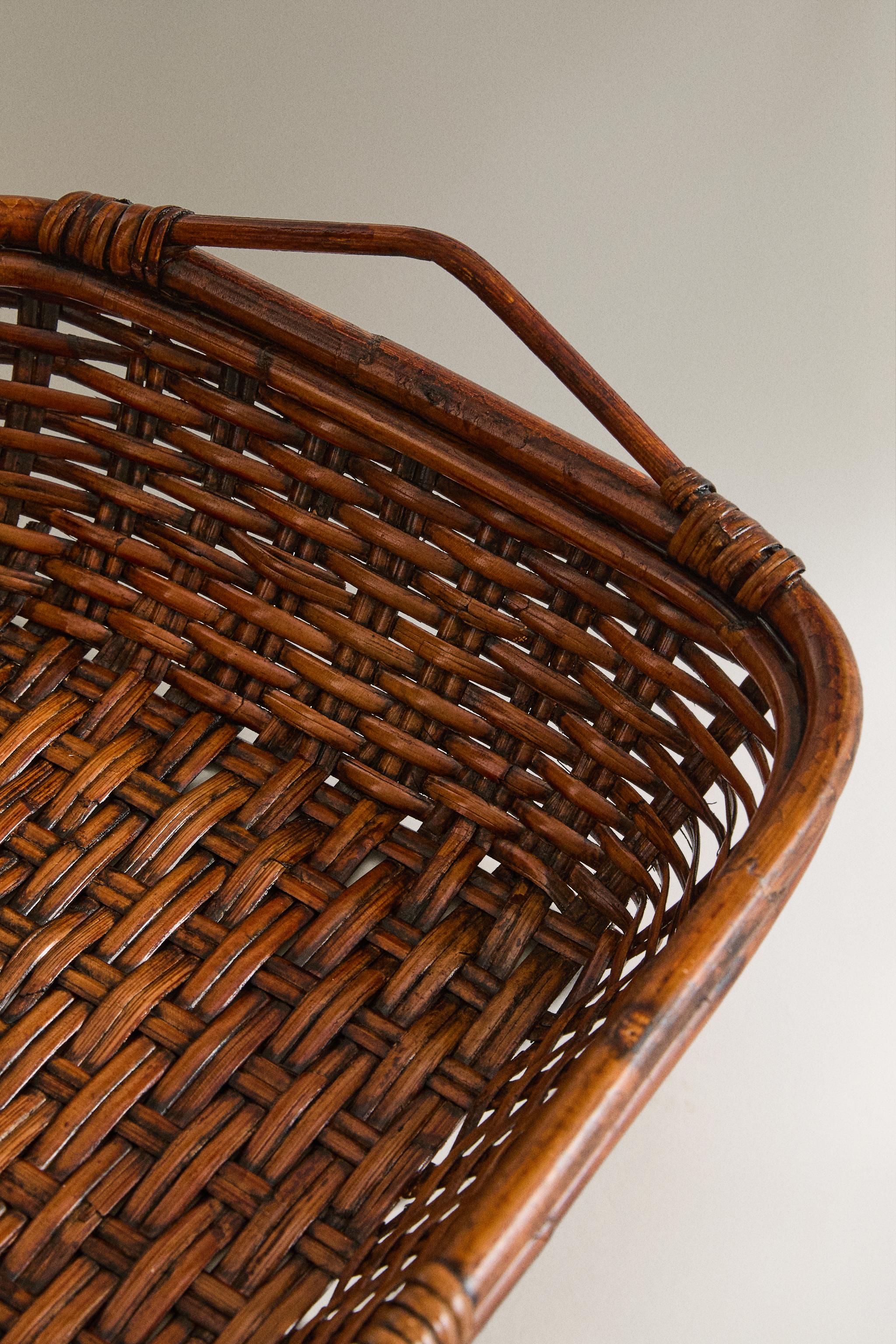 RATTAN FRUIT BASKET